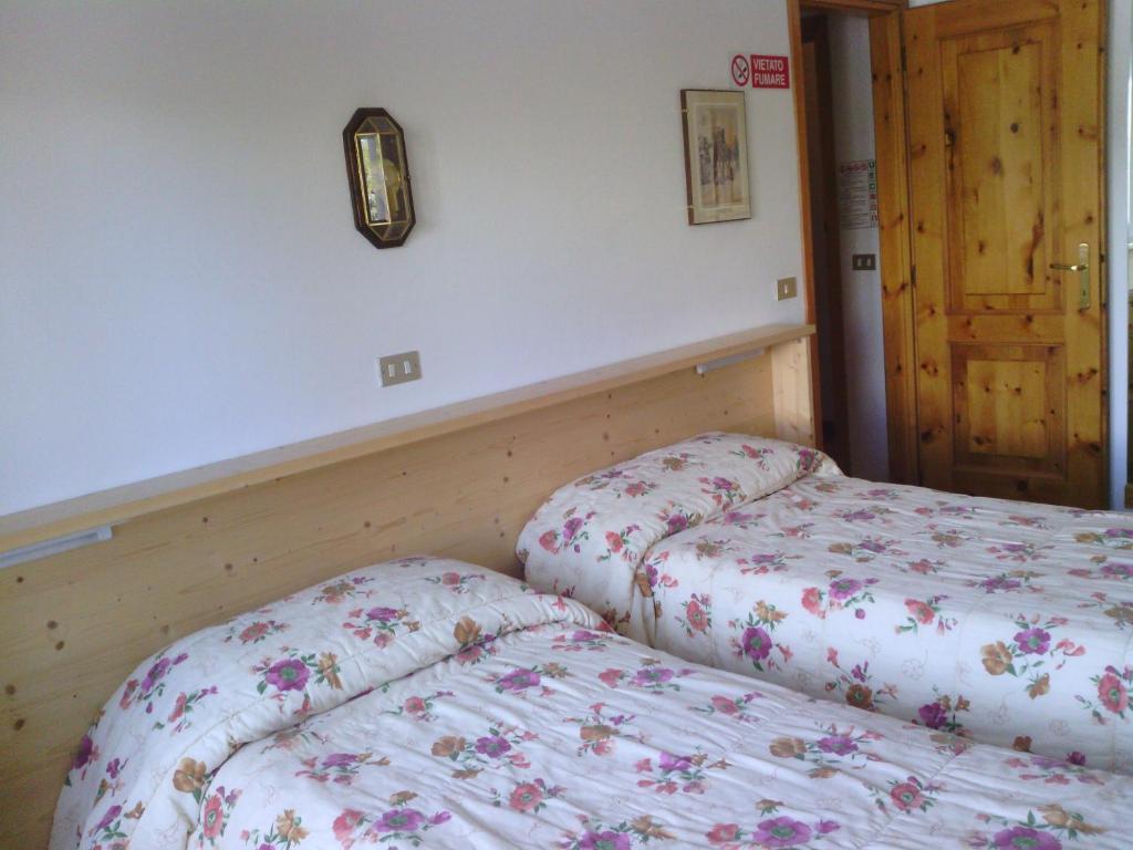 Hotel Savoia Debili Oulx Chambre photo