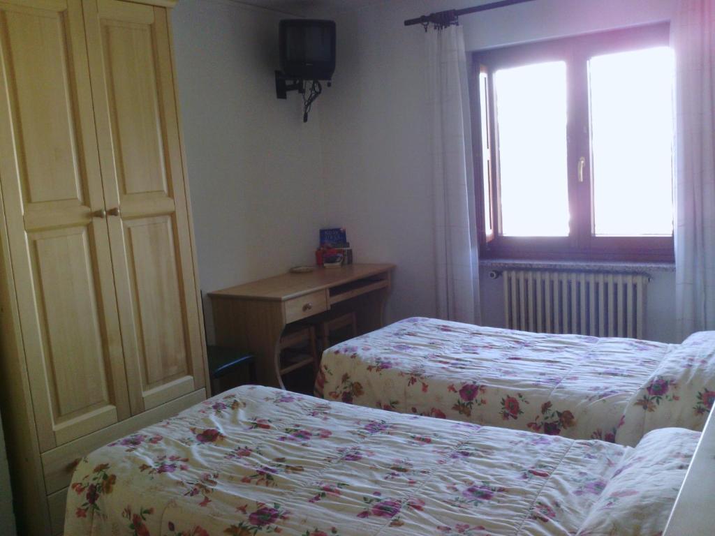Hotel Savoia Debili Oulx Extérieur photo
