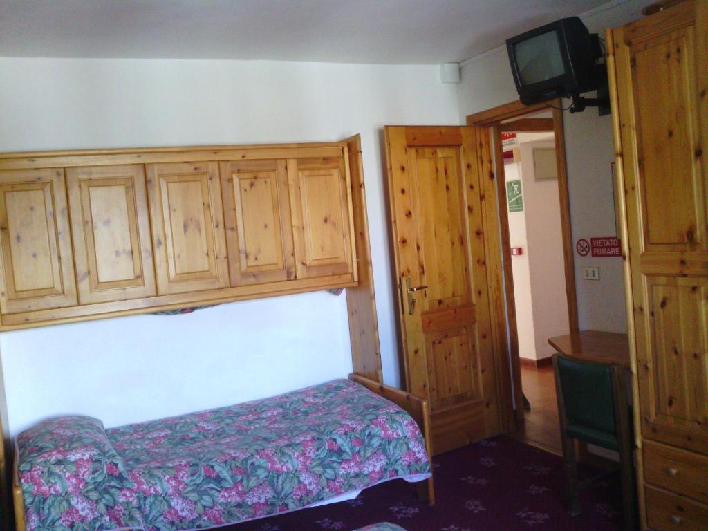 Hotel Savoia Debili Oulx Extérieur photo